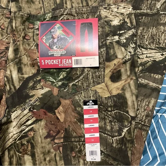 Mossy Oak camouflage pants - Picture 3 of 4